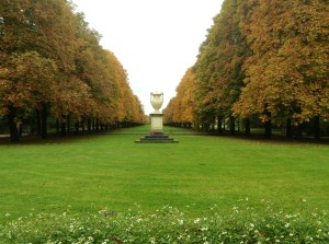 The chestnut tree-lined promenade in the gardens of the Pillnitz Castle