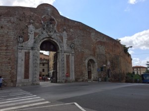 While lodging in San Gimignano, we took a side trip to the nearby hilltown of Sienna, entering by foot through one of its imposing gates