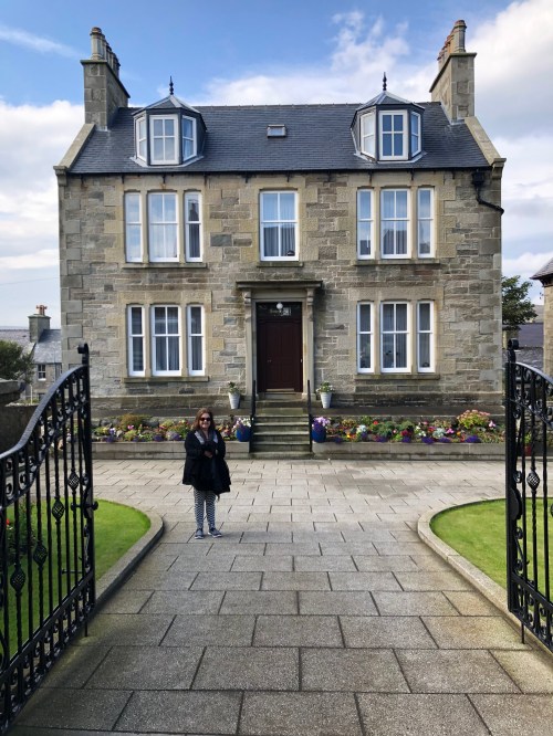 3B4E4A9D-3289-4039-86E1-3FEDAC0B32F2