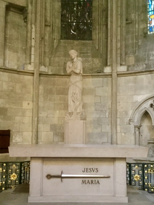 44428082-9C21-4D0E-BD54-5386C10FB67A