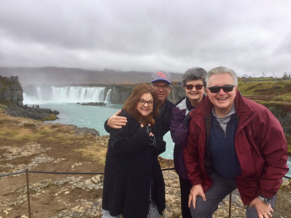 FC6676CF-41F3-40BD-A872-8324BB51D381